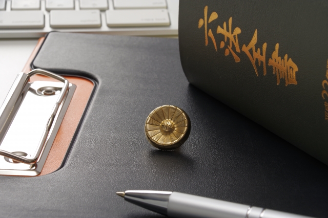 法律事務所の形態とそこで働く人々メインビジュアル